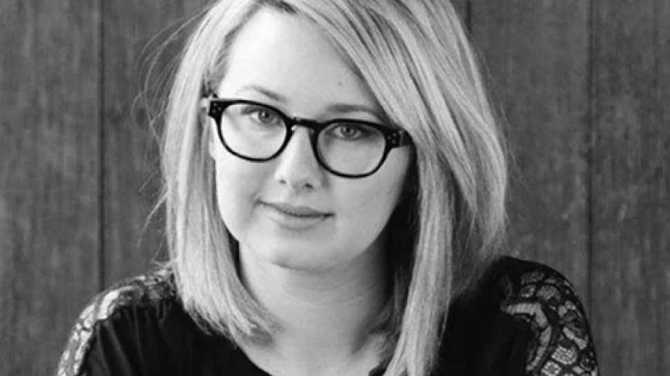 Flinders creative arts graduate and author, Hannah Kent