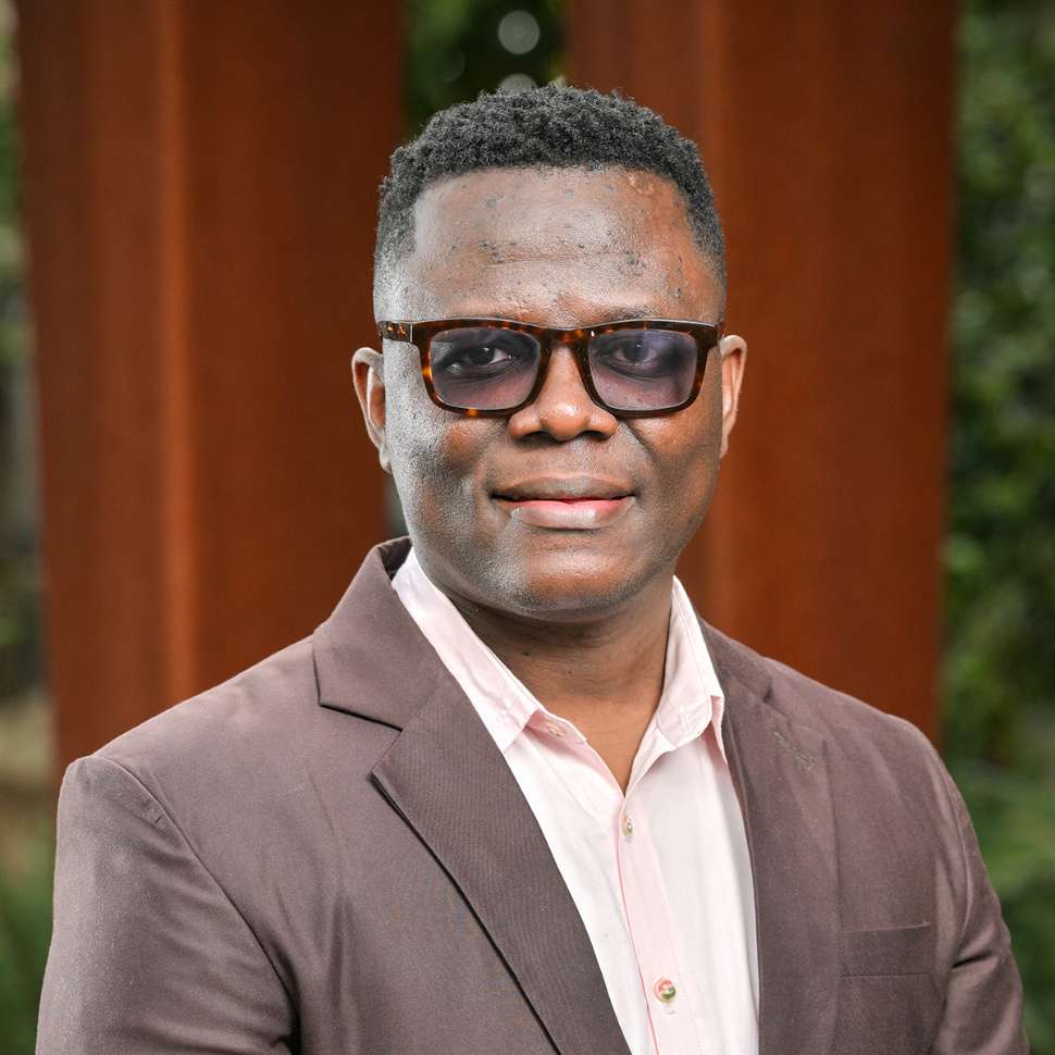 Dr Elvis Chidozie