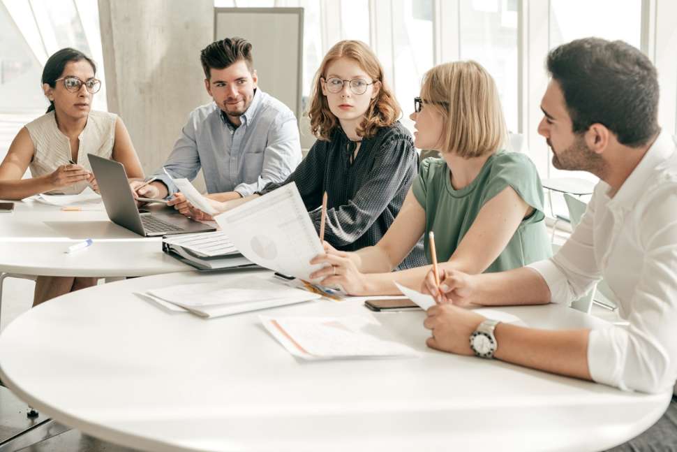 program-evalutation-group.jpg
