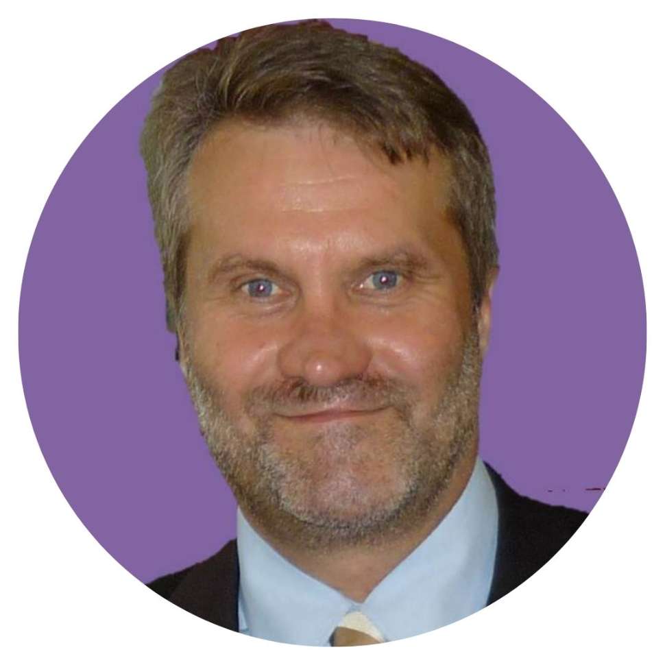 roger-nicholas_headshot.jpg