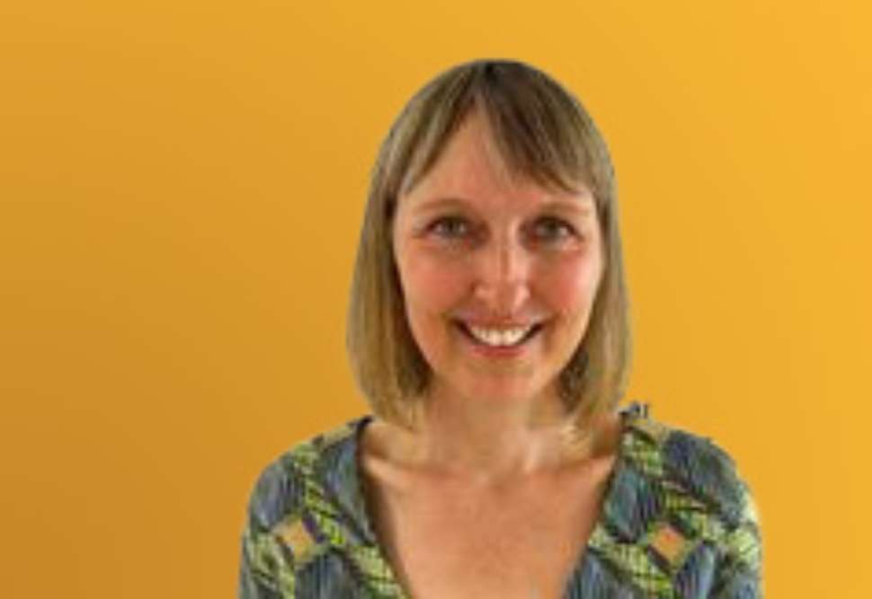 suzanne-dawson-gold.jpg