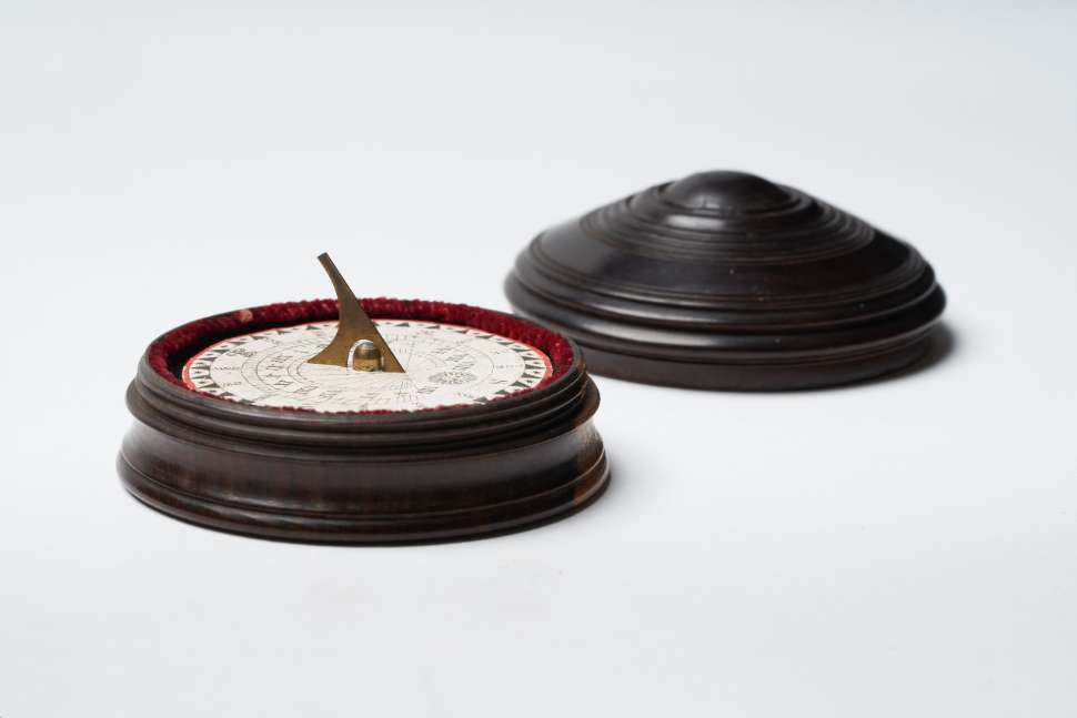Matthew Flinders_Compass_006_photo Sam Roberts_LoRes .jpg