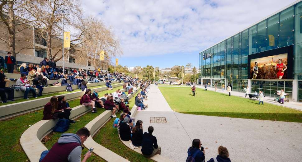 Flinders University entry pathways