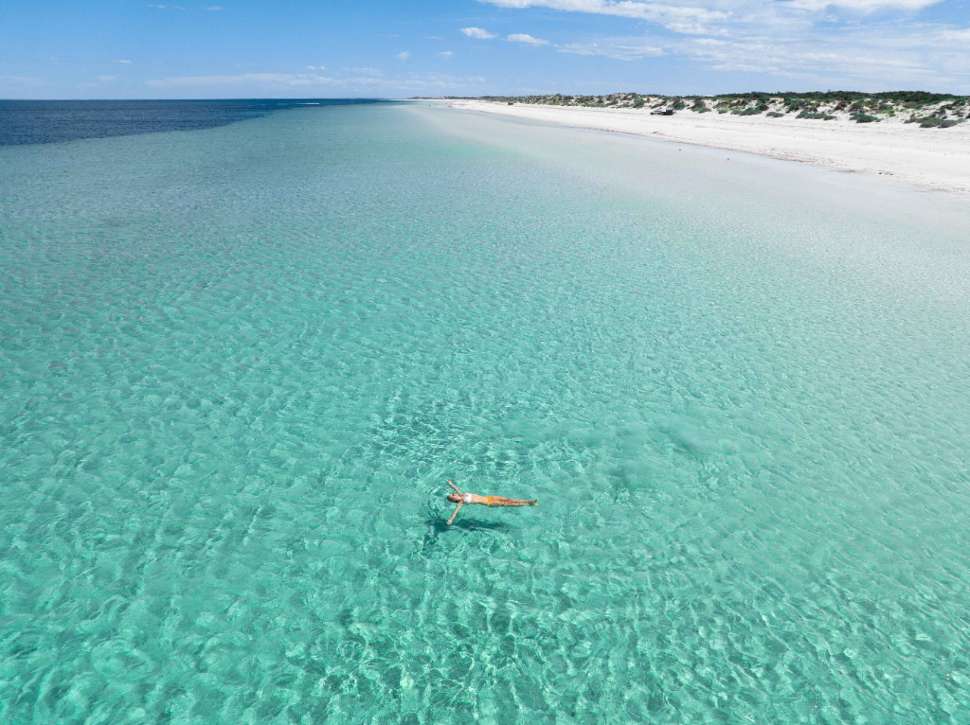 Wauraltee-Beach_Yorke Peninsula_Credit-Riley-Williams.jpg