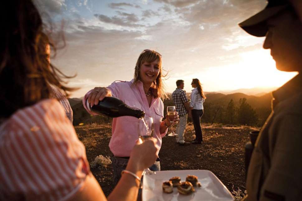 flinders-ranges-wine-tastin-int-abroad.jpg