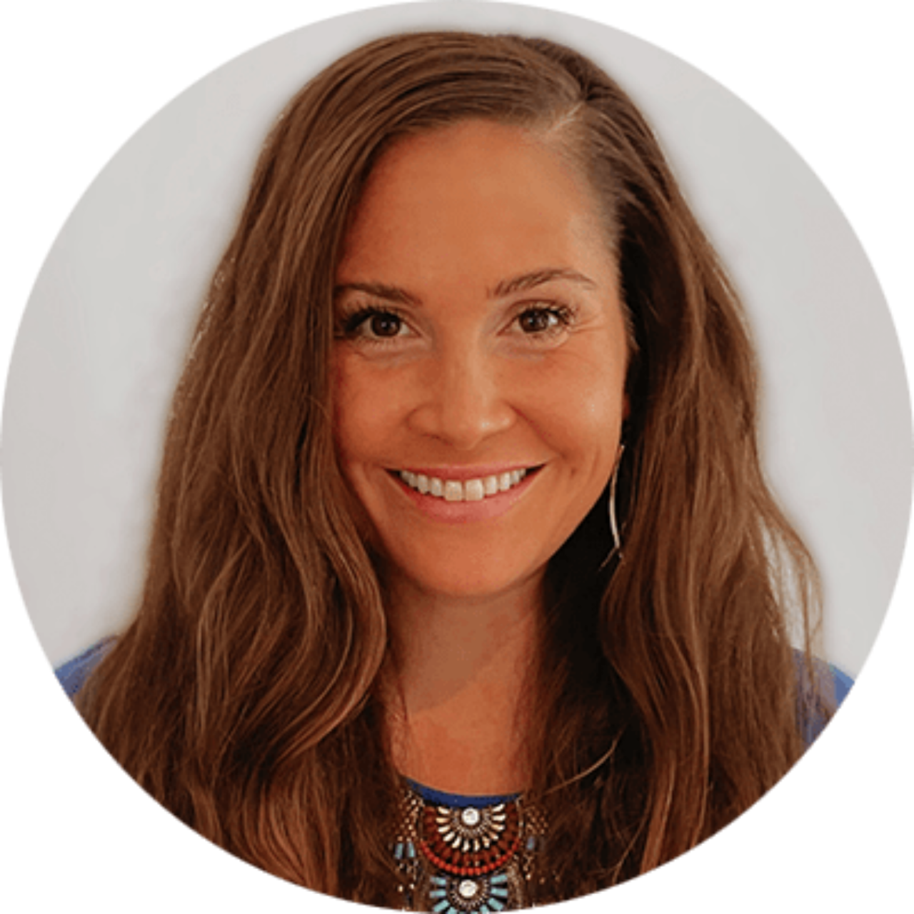 Dr Laura Lesar
